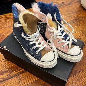 Converse Chuck 70 Hi-Tops Navy Blue/Baby Pink